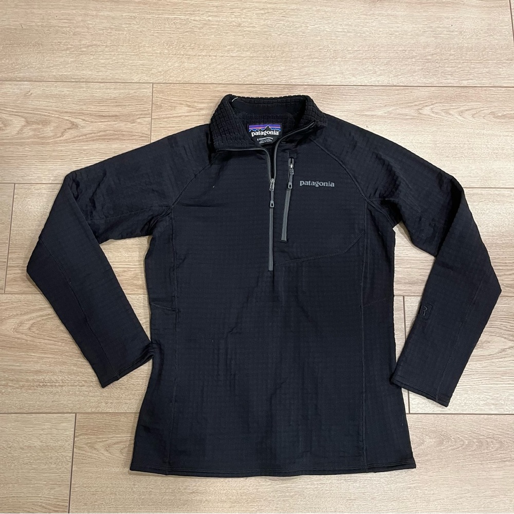 Patagonia Women’s Black R1 Fleece Pullover Quarter Zip Sweater Size S